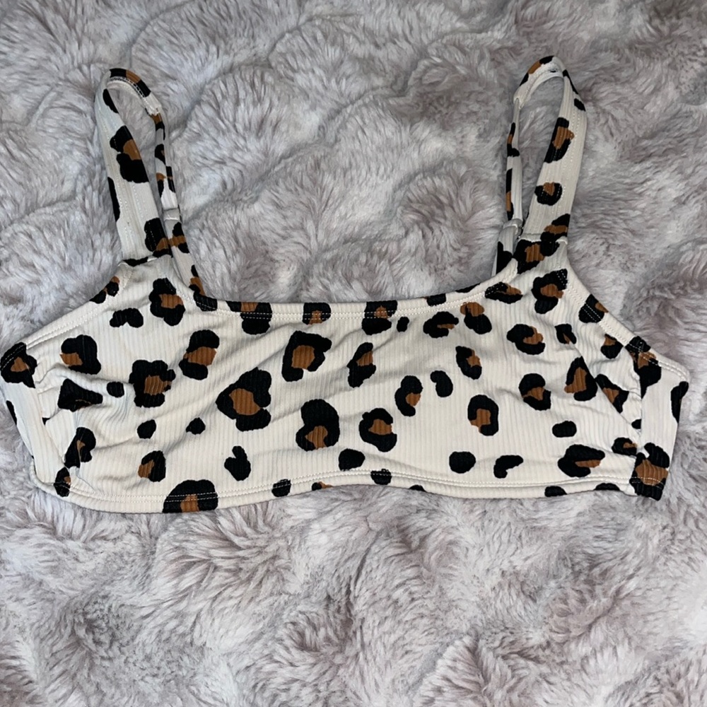 Target~ Cheetah Print Bikini Top!🐆👙